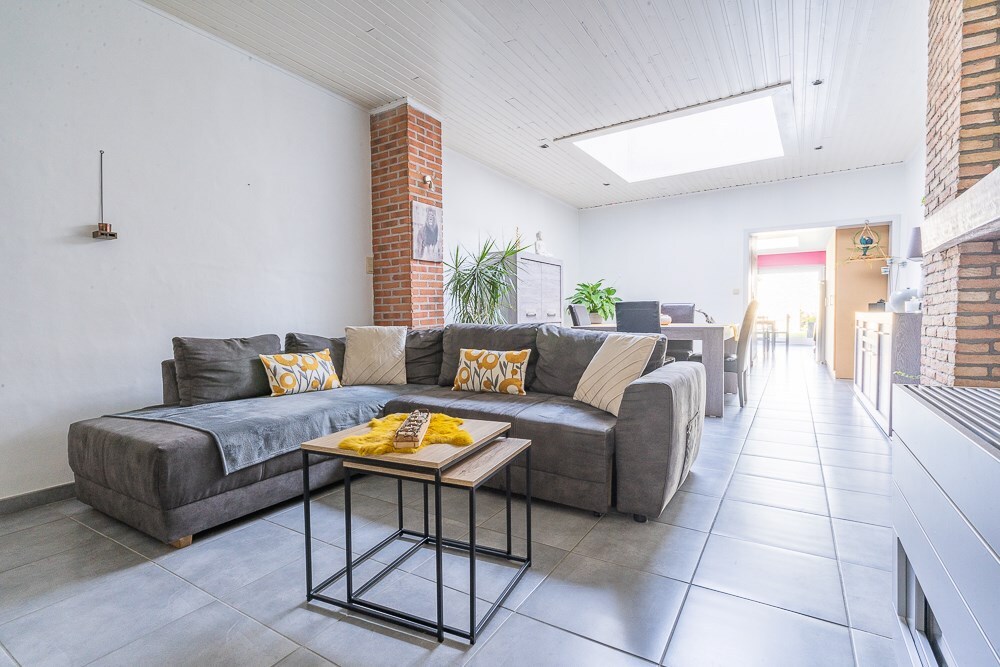 Maison saine avec jardin et garage 