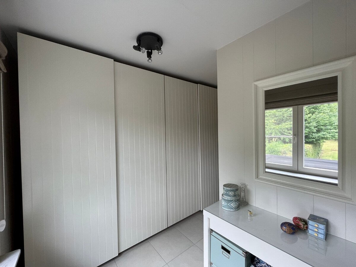 Ruime woning in het groene Zevergem, vlakbij Gent 