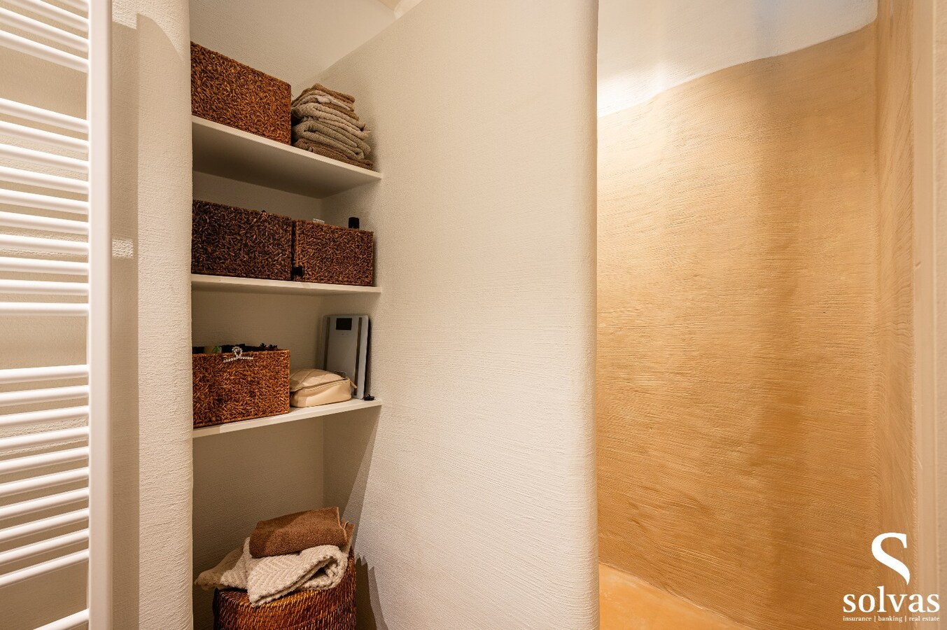 Uniek pand in het hart van Maldegem – wonen en werken onder één dak! 