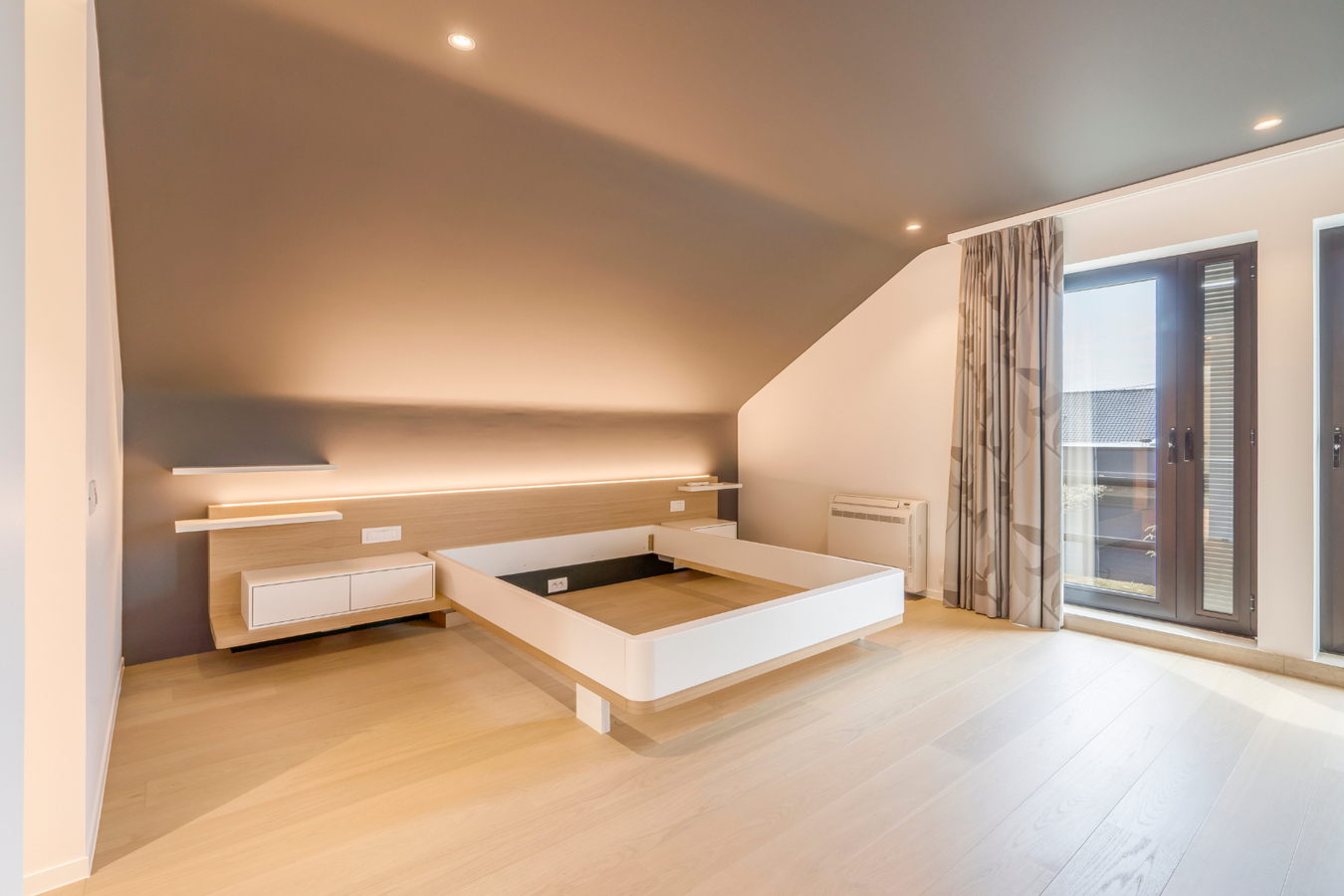 Luxueus afgewerkte villa met 3 slaapkamers én garage te Gits 