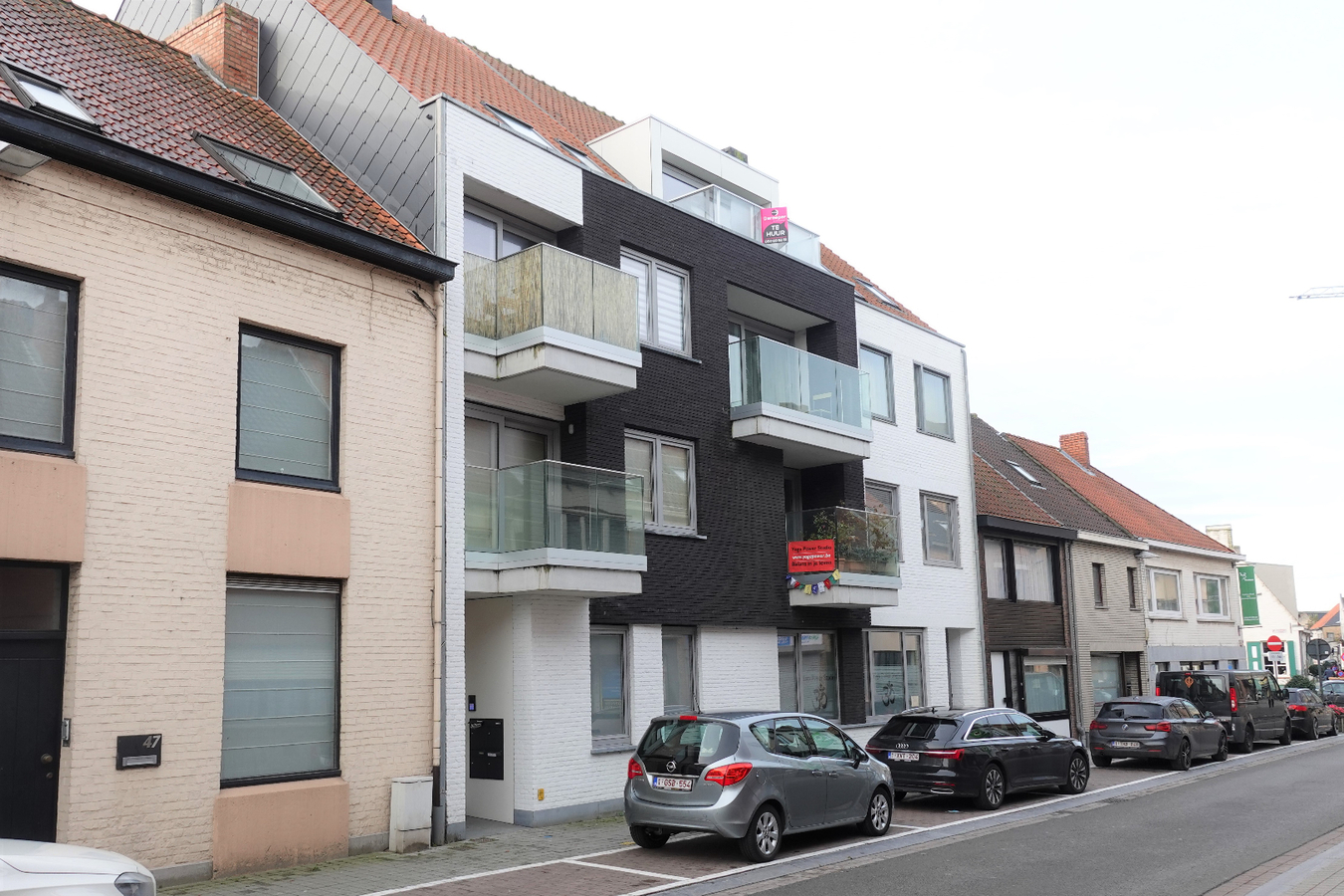 Ruim duplex appartement te Gistel 