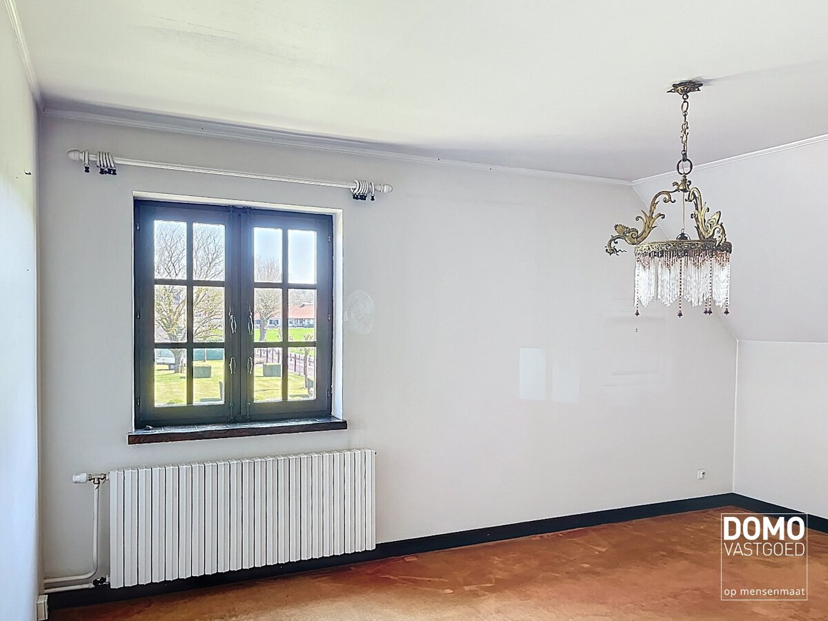 RUIME WONING MET 4 SLAAPKAMERS OP RUSTIGE LOCATIE IN DORNE (MAASEIK) 