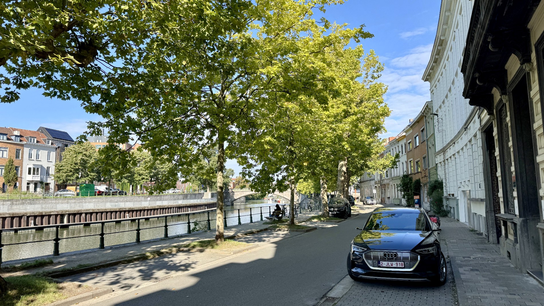 Kantoorruimte met zicht op de Leie te huur in Gent