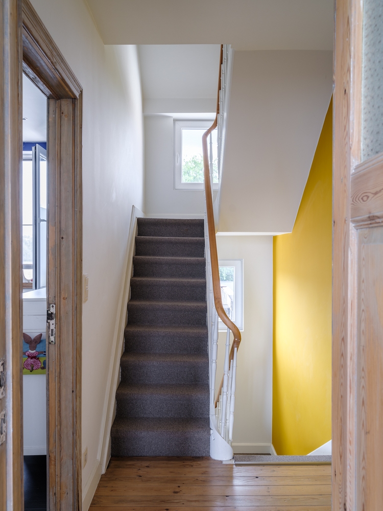 Volledig afgewerkte woning met grote tuin op toplocatie! 