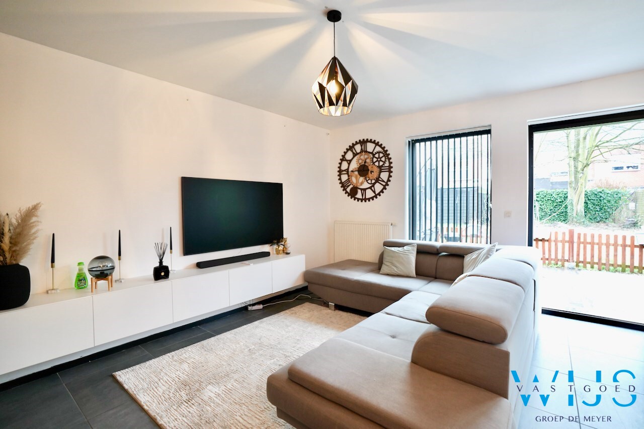 Instapklaar &amp; energiezuinig woonhuis te Zelzate ! 