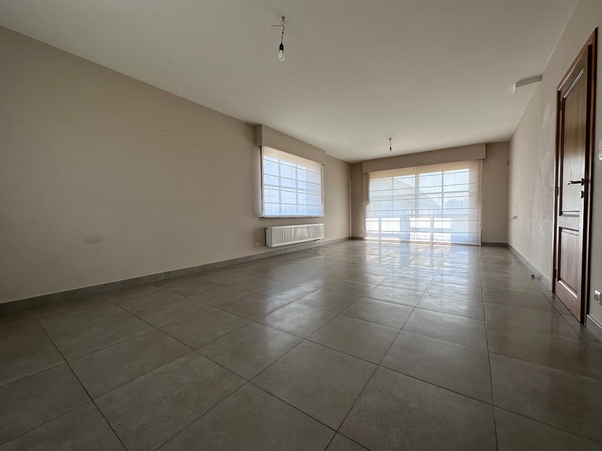 Rustig gelegen alleenstaande woning te Leke 