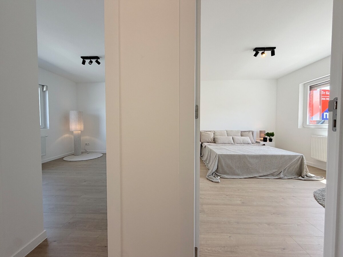 Prachtige gerenoveerde zeer ruime woning in een rustige wijk te  Gullegem ! *** NONO INSPIRED*** 