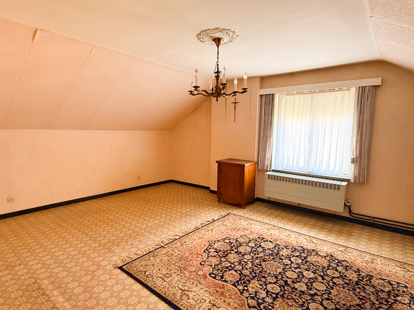 Vrijstaande woning op ruim perceel van 1.125 m² met tal van mogelijkheden 