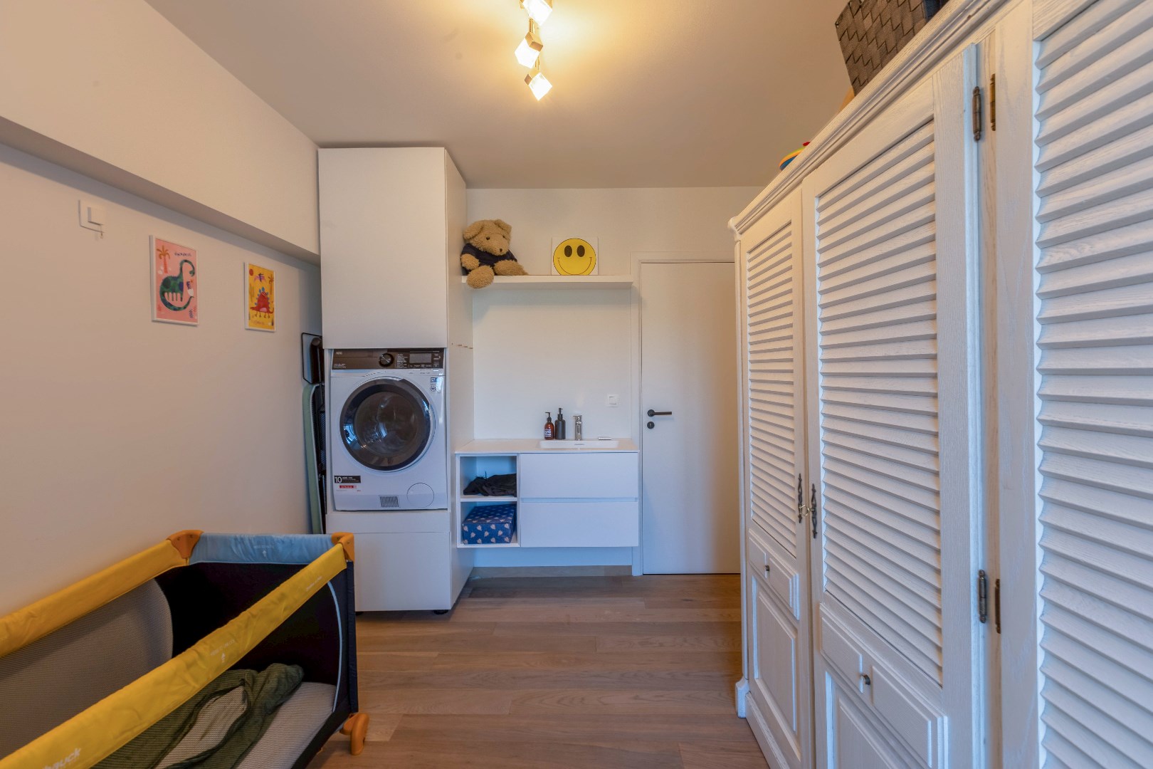 Ruim instapklaar appartement met 3 slaapkamers en een prachtig uitzicht op het park! 