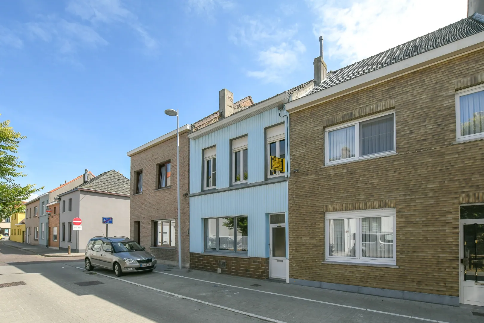 Te renoveren rijwoning met 3 slaapkamers te Bredene-sas