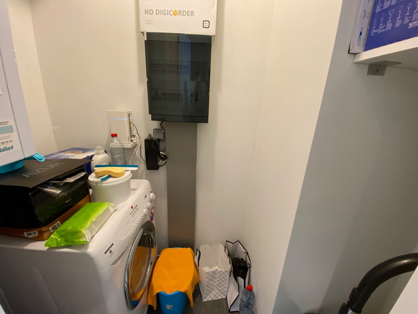 Meublé: Appartement très confortable et parfaitement entretenu, situé dans la Zoutelaan. 