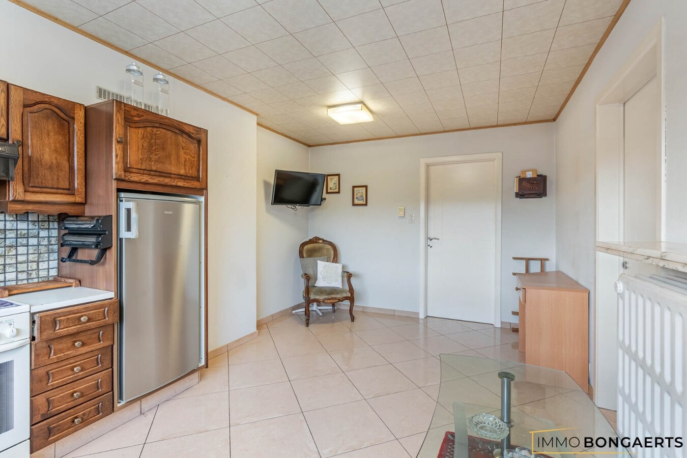 Woning met 3 slaapkamers op ruim perceel 