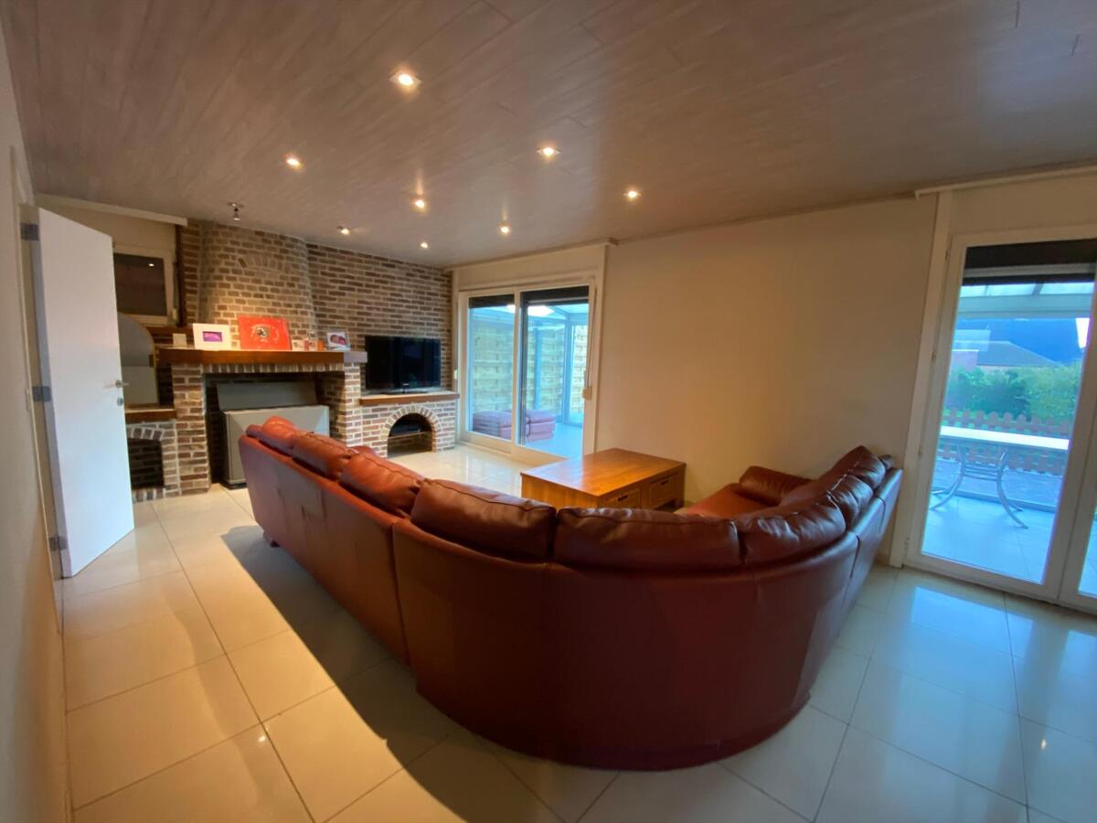 Uitstekend gelegen, zongerichte woning met 3 ruime slaapkamers 