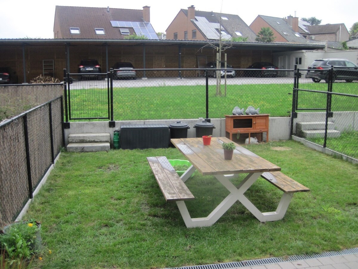 Recente BEN-woning met een E-peil van 3.  Centrum Gavere. 