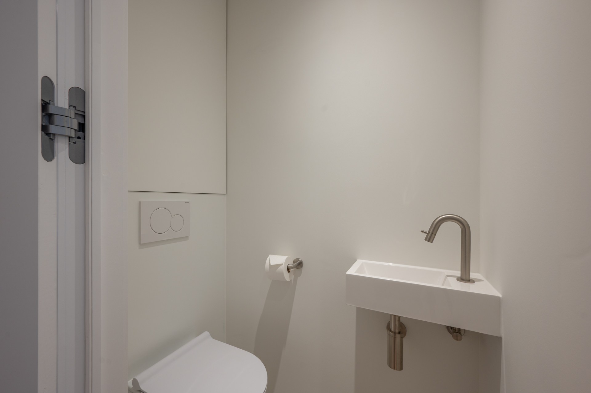 Exclusief gerenoveerd appartement met 3 slaapkamers te koop vlak bij het Albertstrand en het Rubensplein 