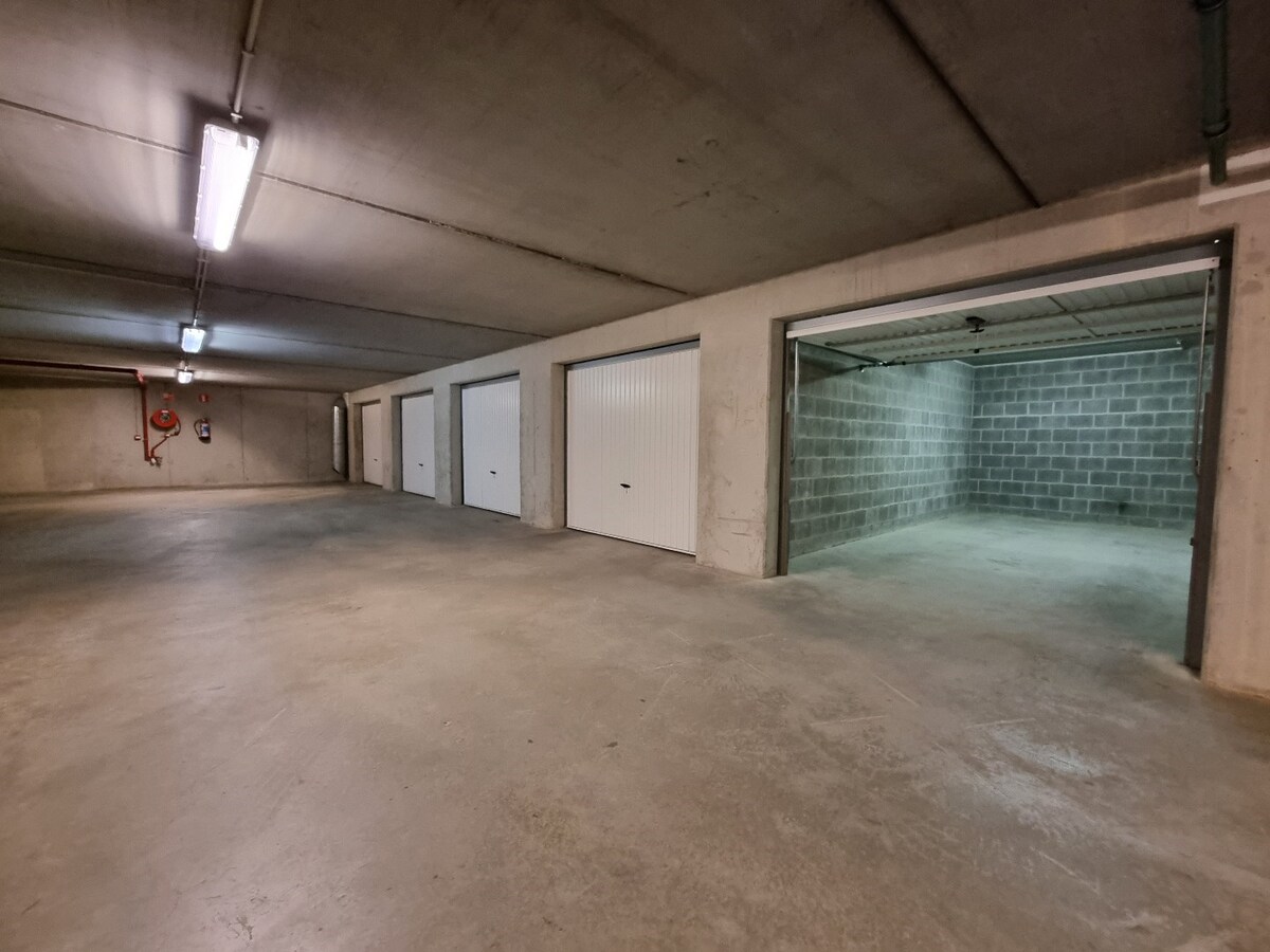 Ruime garagebox aan de Rederskaai - Zeebrugge 