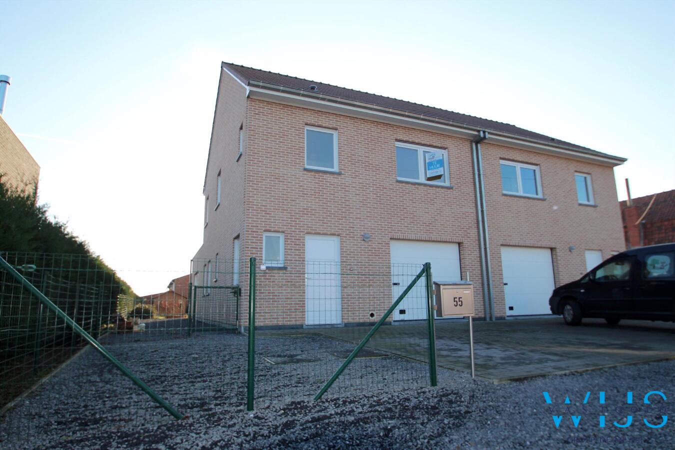 Ruime nieuwbouwwoning met ZUIDgerichte tuin te ERTVELDE 