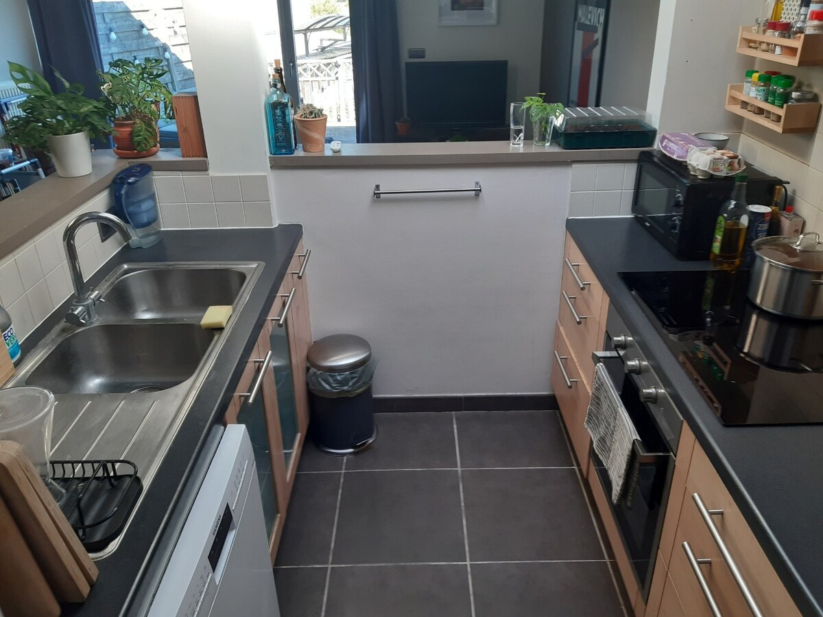 Gezellige woning met garage, tuintje én met uitzicht op de Schelde! 