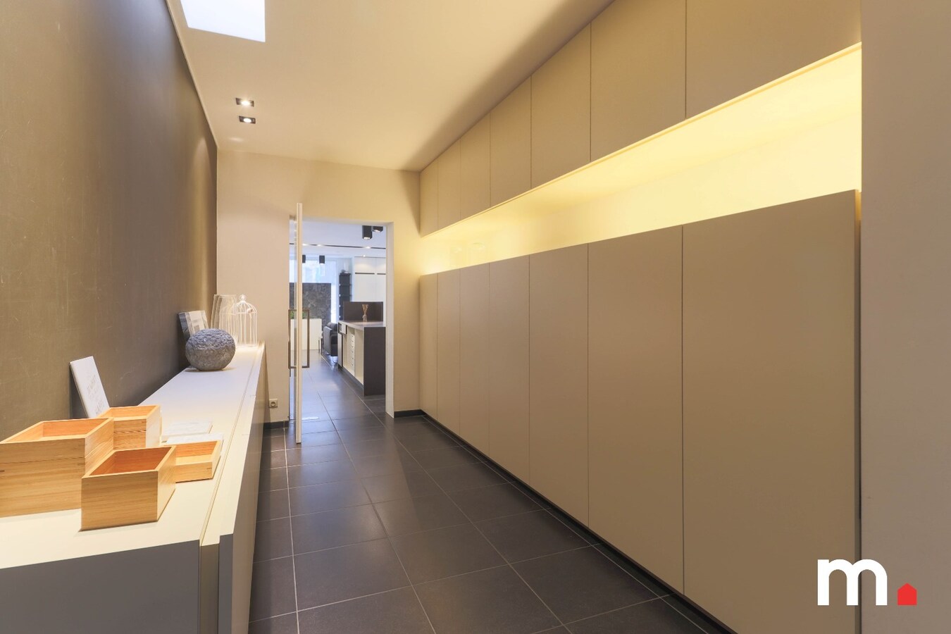 Handelspand met woonst te Heule ! 