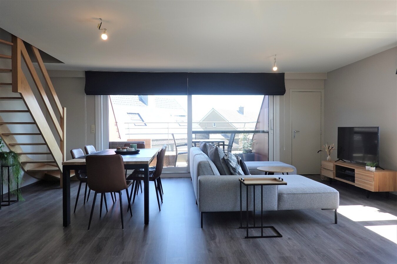 Rustig gelegen duplexappartement met staanplaats 