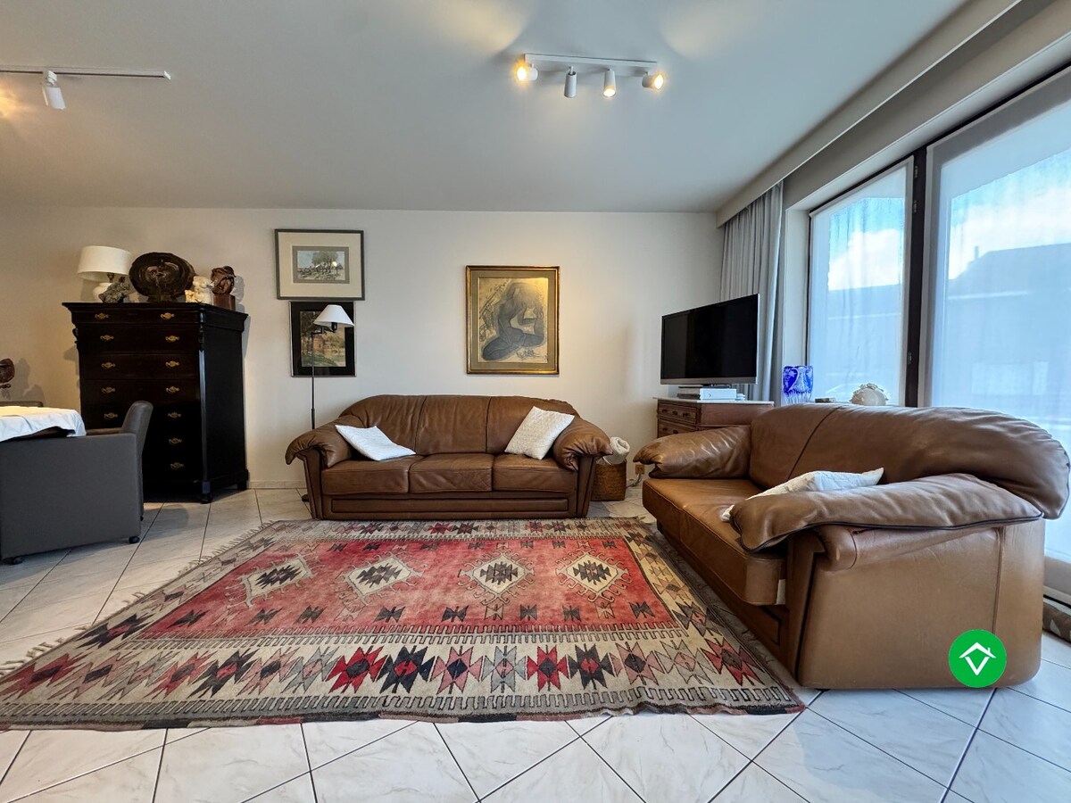 Gelijkvloers appartement met 2 slaapkamers in hartje Koekelare 