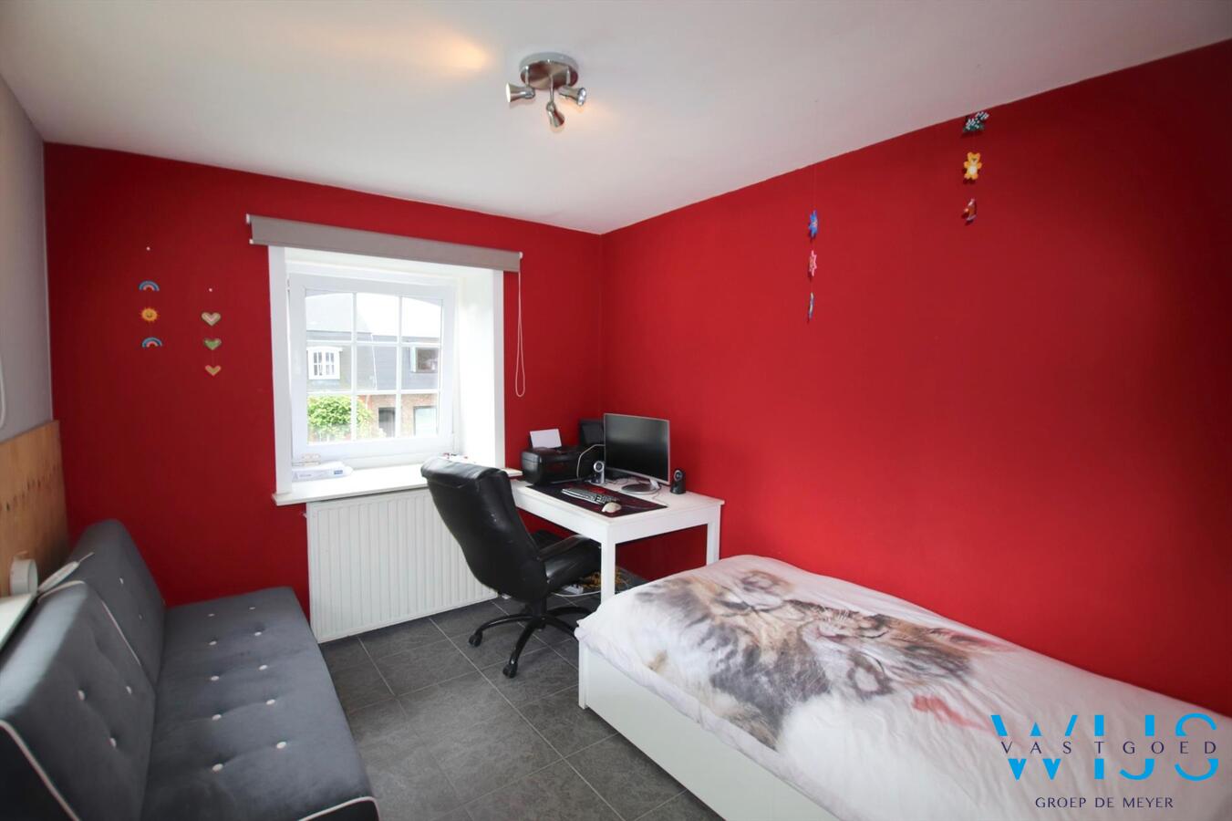 Instapklaar karaktervol woonhuis op een TOPlocatie in Eeklo ! 