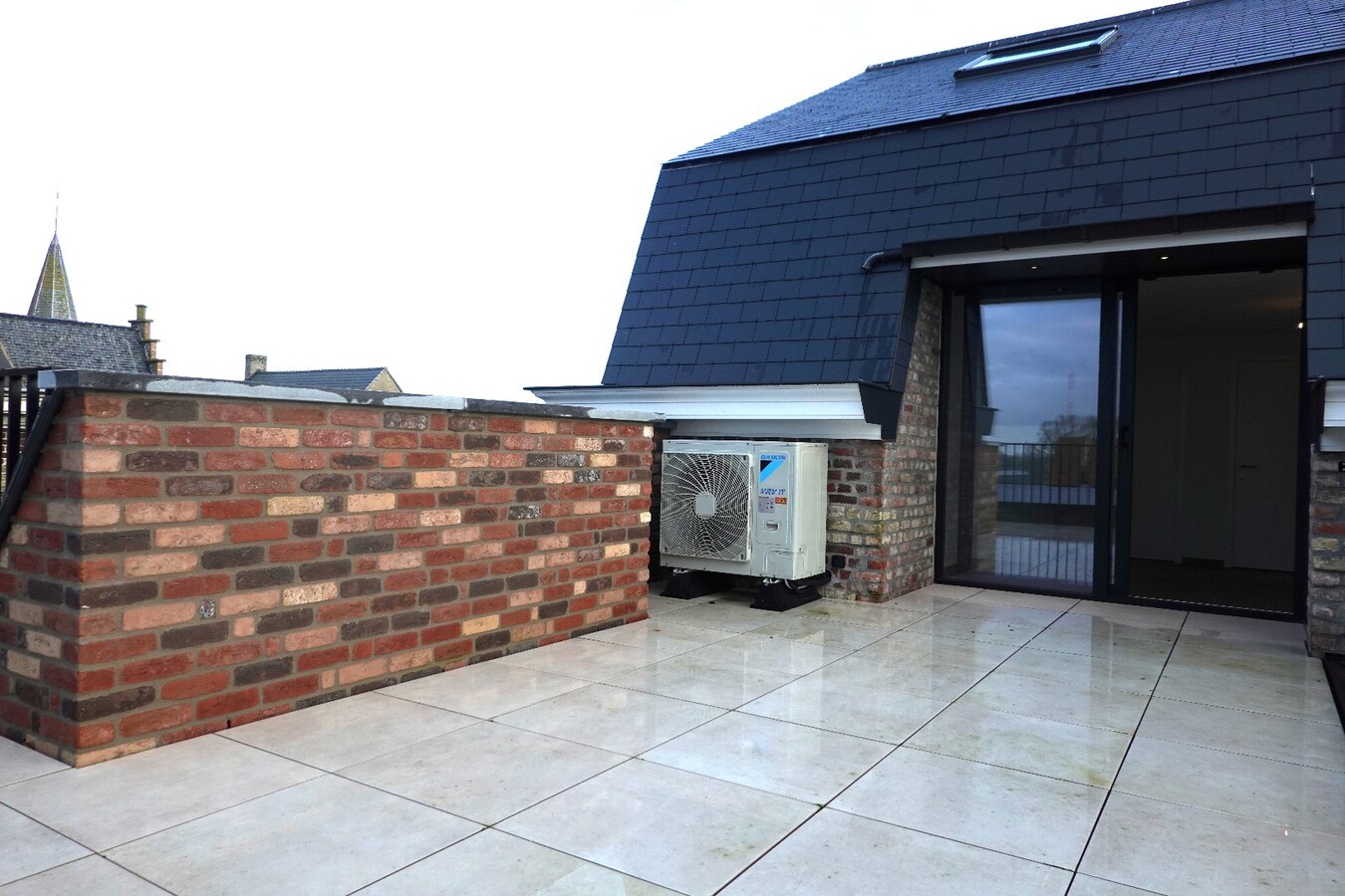 Prachtig 3-slaapkamerappartement met staanplaats in het voormalige gemeentehuis van Vleteren 