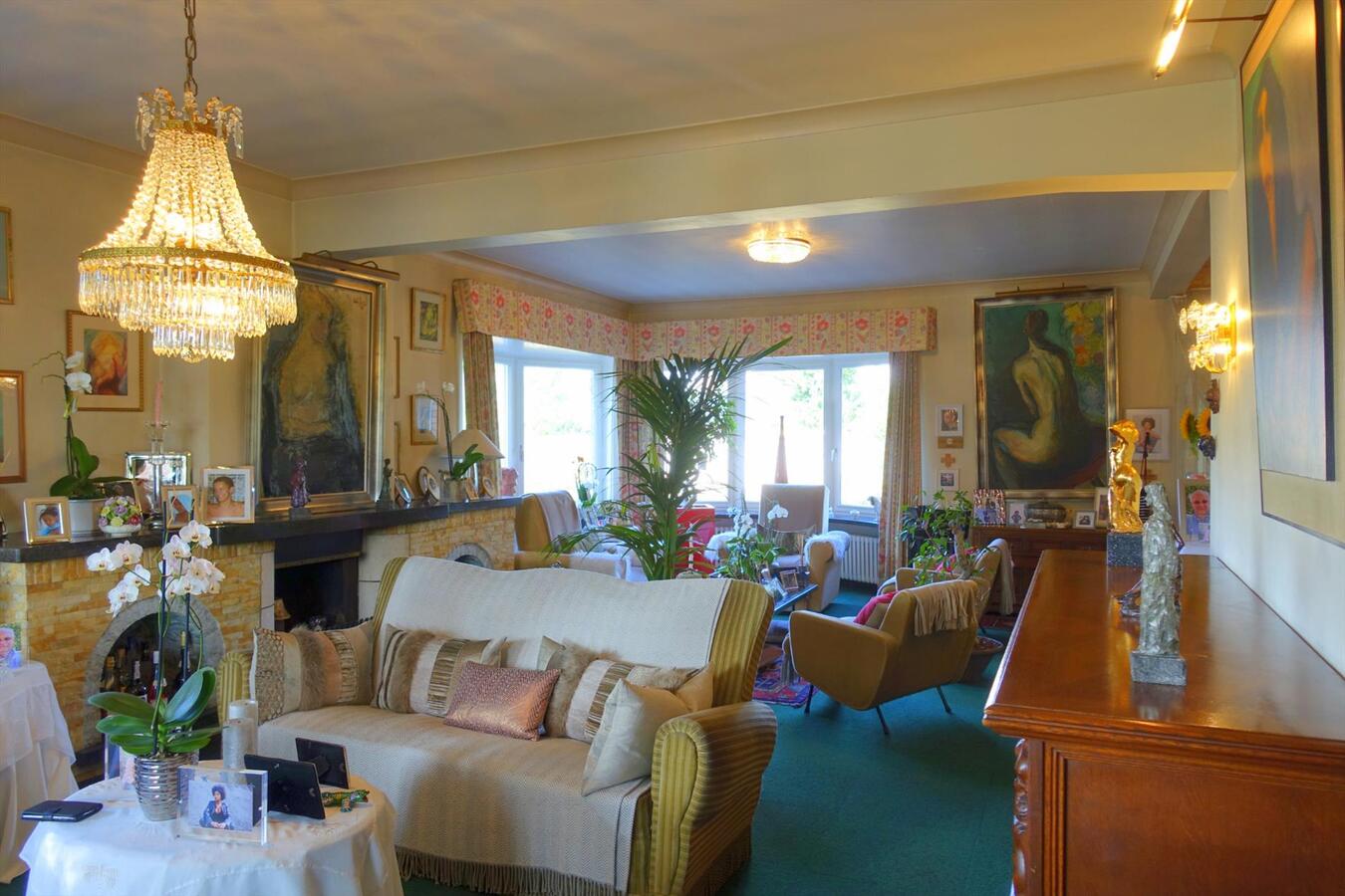 Stijlvolle villa in groene omgeving 