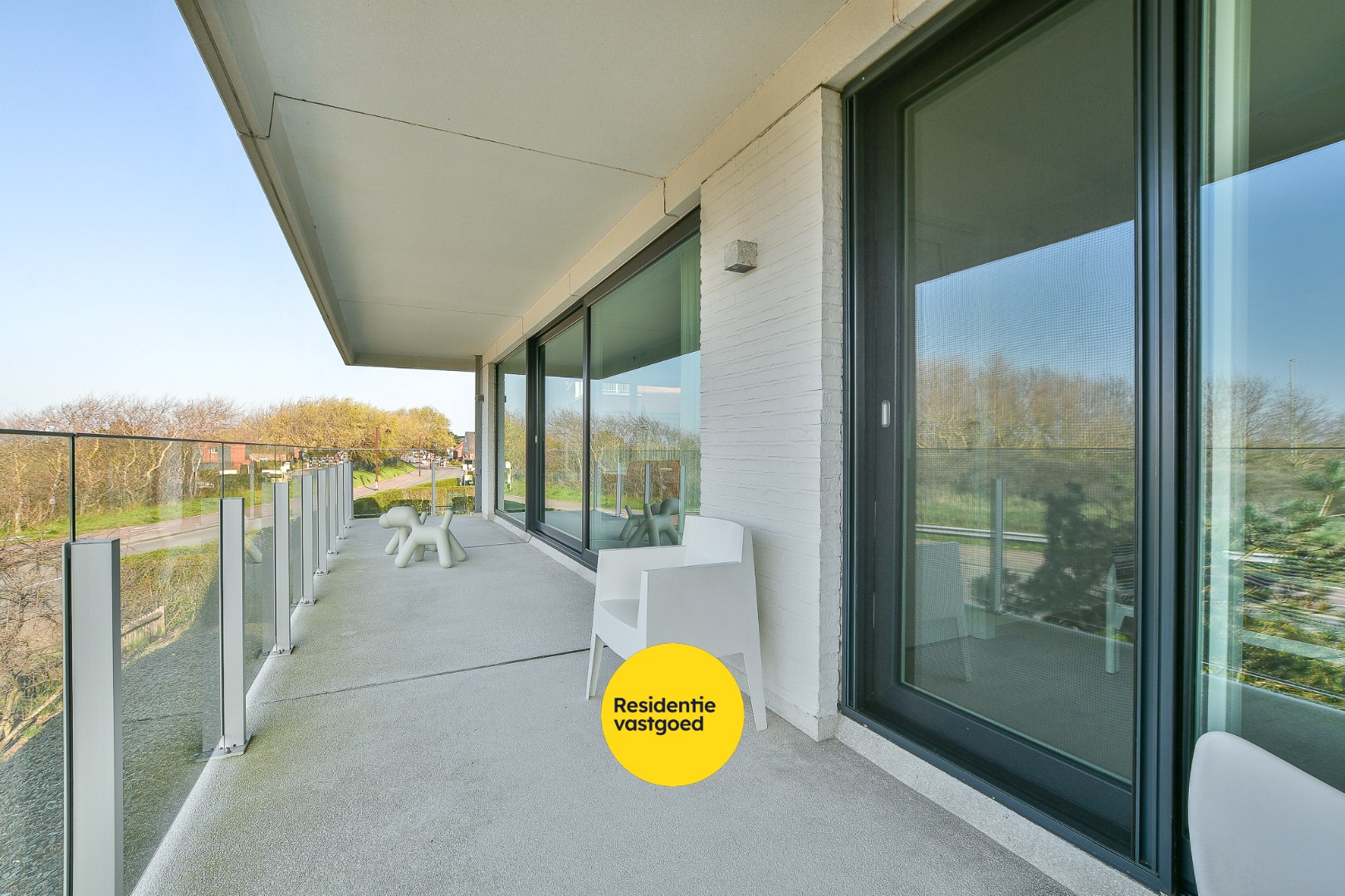 Instapklaar 2-slaapkamerappartement nabij duinen en strand in Vosseslag (De Haan) 