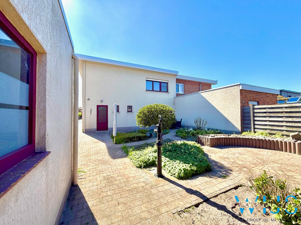 Tof woonhuis in een rustige woonwijk te Ertvelde ! 