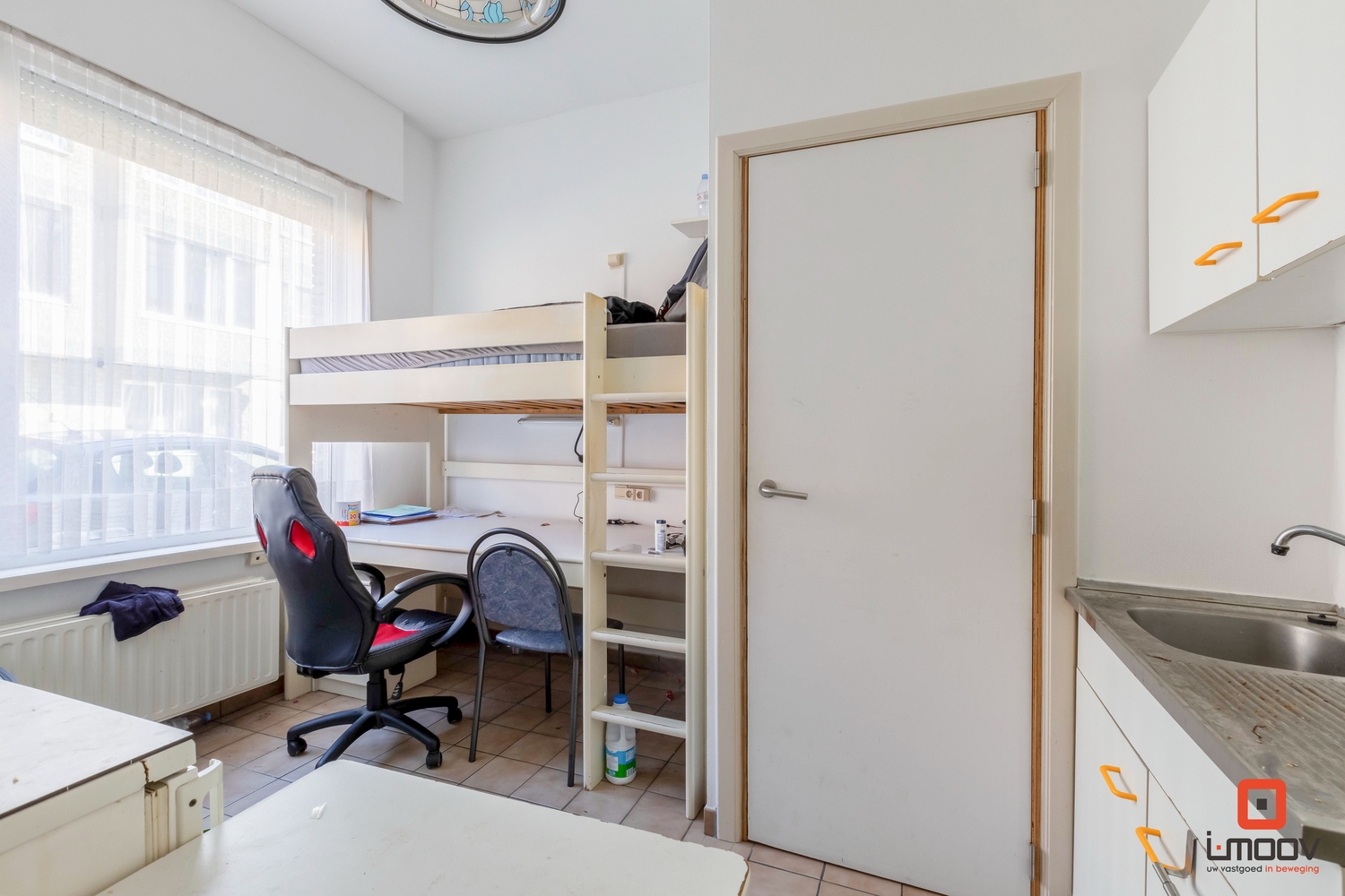 UZ: Opbrengsteigendom met 7 kamers 