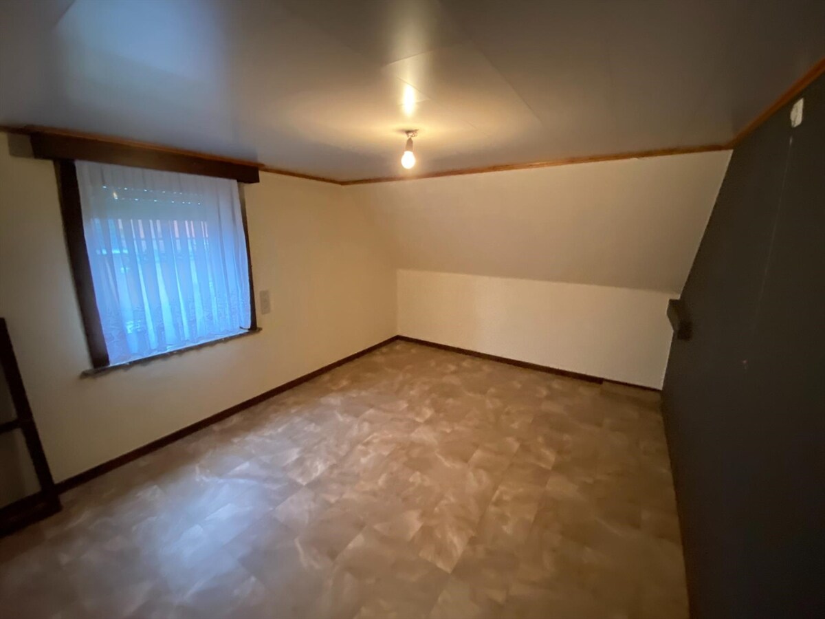 Ruime woning met 4 slaapkamer op de Vijfwegen 