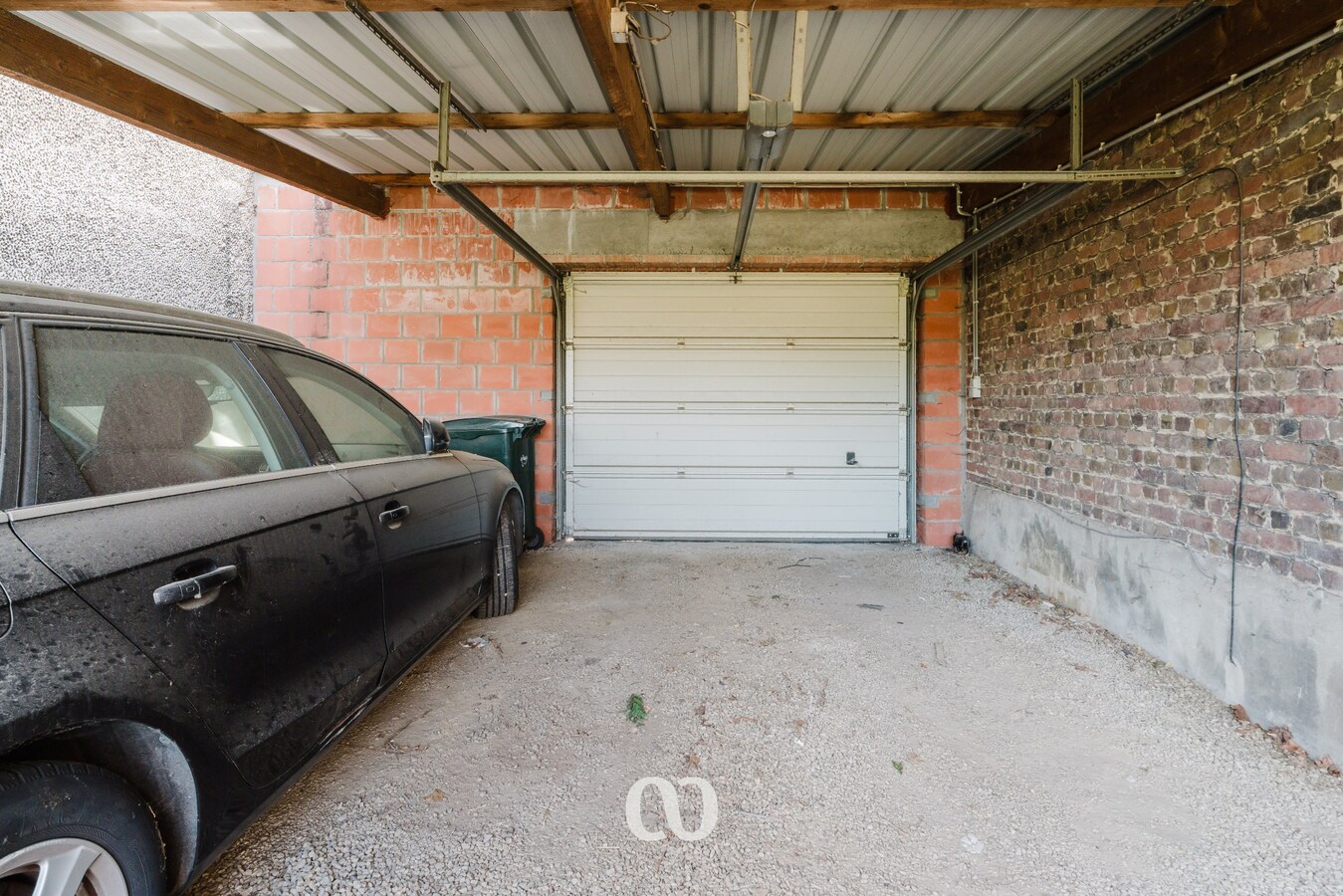 Ruime stadswoning met garage, tuin en uitbreidingsmogelijkheden in Oudenaarde 