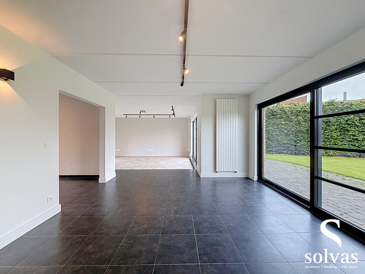 Ruime gezinswoning op een prachtig perceel van 1.860 m² 