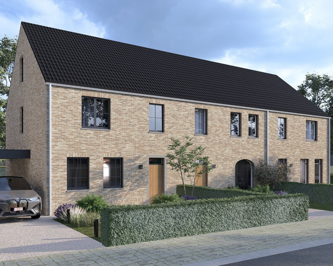 Halfvrijstaande nieuwbouwwoning, in een kleinschalig project van 3 woningen, op een perceel van 4a75ca! 