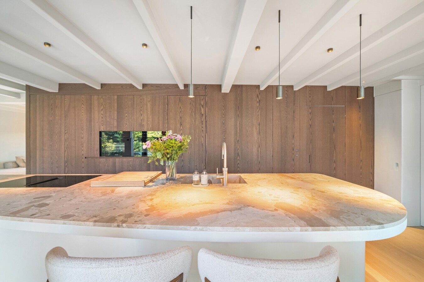 Exclusief gerenoveerde villa in een rustige doodlopende straat nabij het centrum van Knokke 