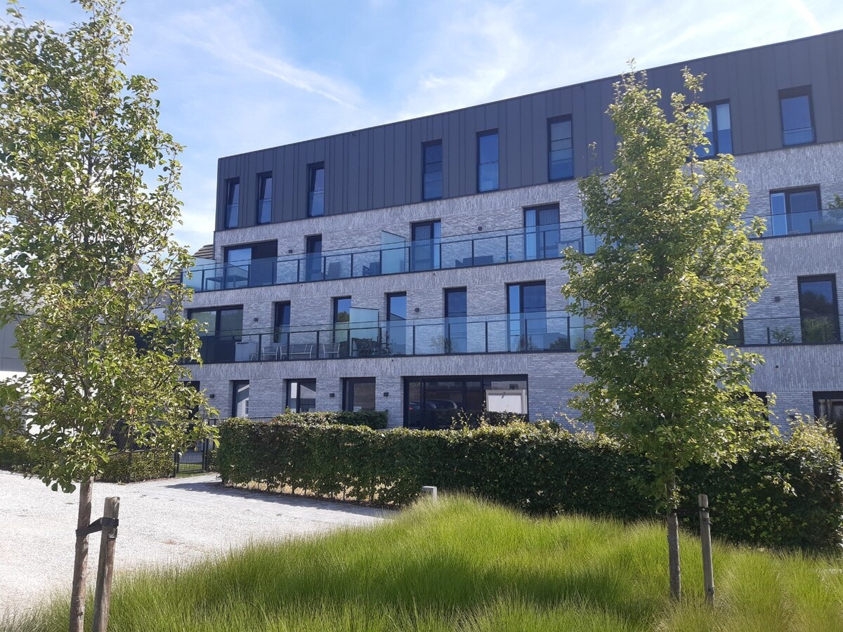 Energiezuinig appartement (met prachtig terras) in hartje Gavere. 