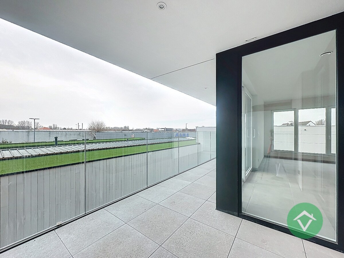 Wonen nabij jachthaven en zee - ruim appartement met terras en drie slaapkamers 