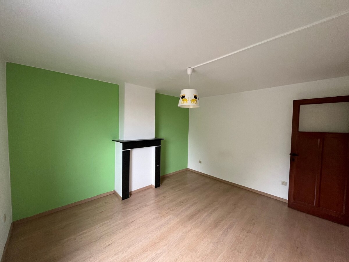 Knusse Half Open Bebouwing 