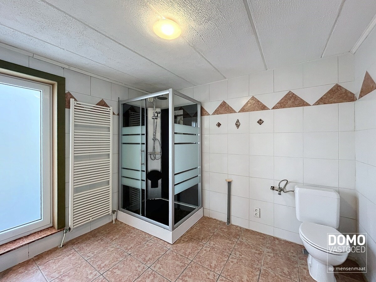 APPARTEMENTSGEBOUW  bestaande uit 1 studio en 1 appartement gelegen te Hasselt 