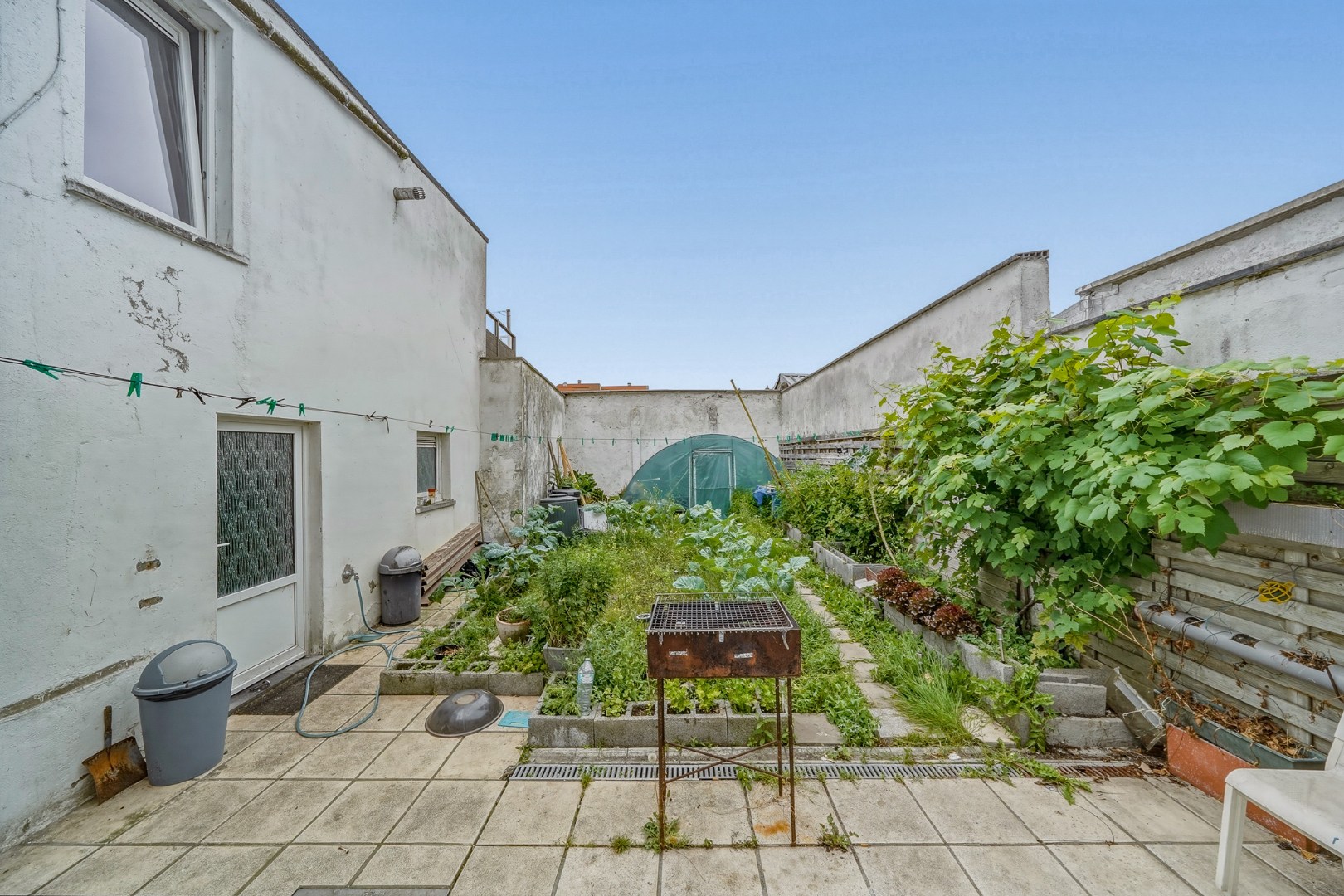 Ruime woning met veel mogelijkheden te Oostende 