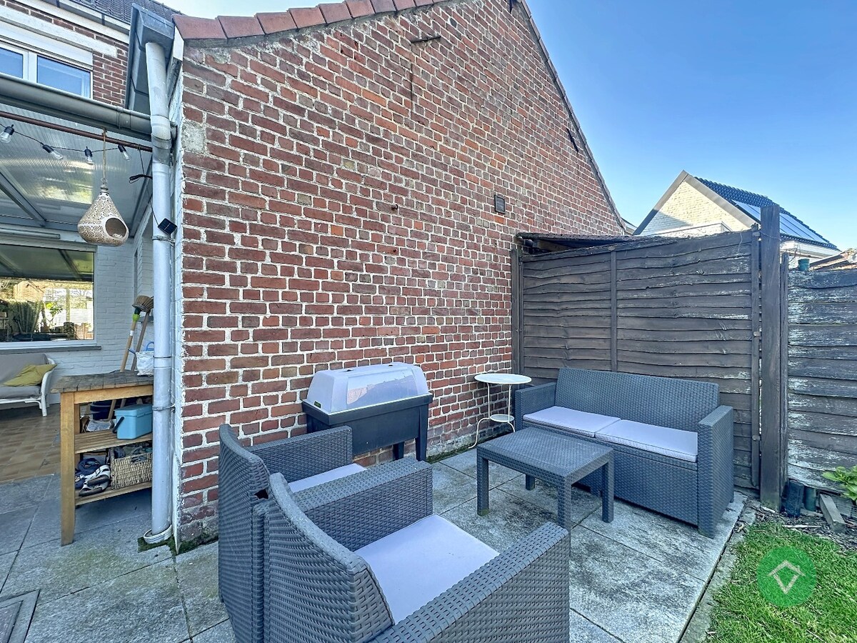 Instapklare woning met 3 slaapkamers en zonnige tuin op topligging in Torhout 