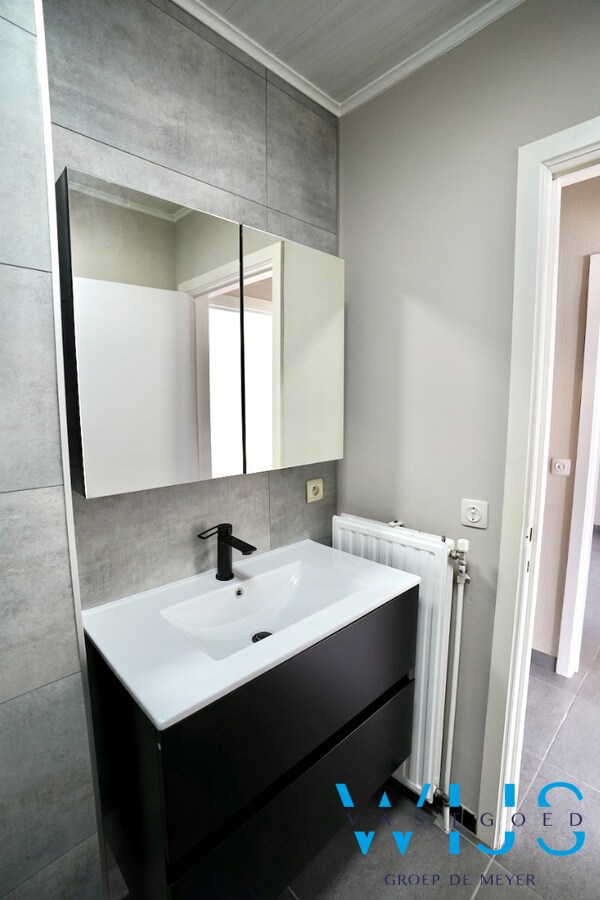 Tof 3 slaapkamer appartement te Ertvelde ! 