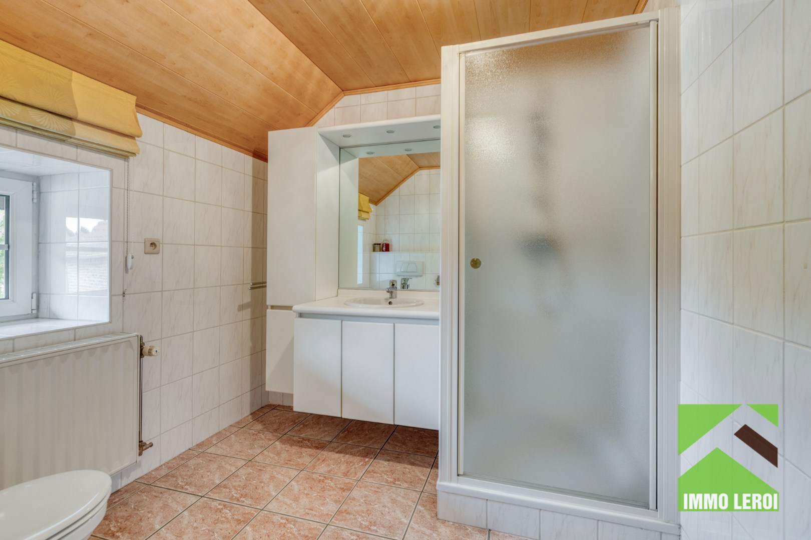 Badkamer slaapkamer 2