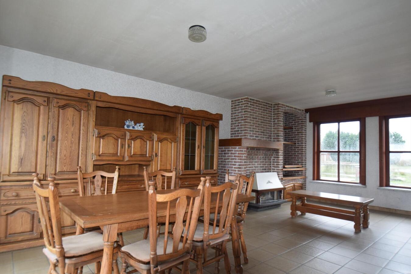 Boerderijwoning (zonder landerijen of loodsen!!) in groene omgeving 