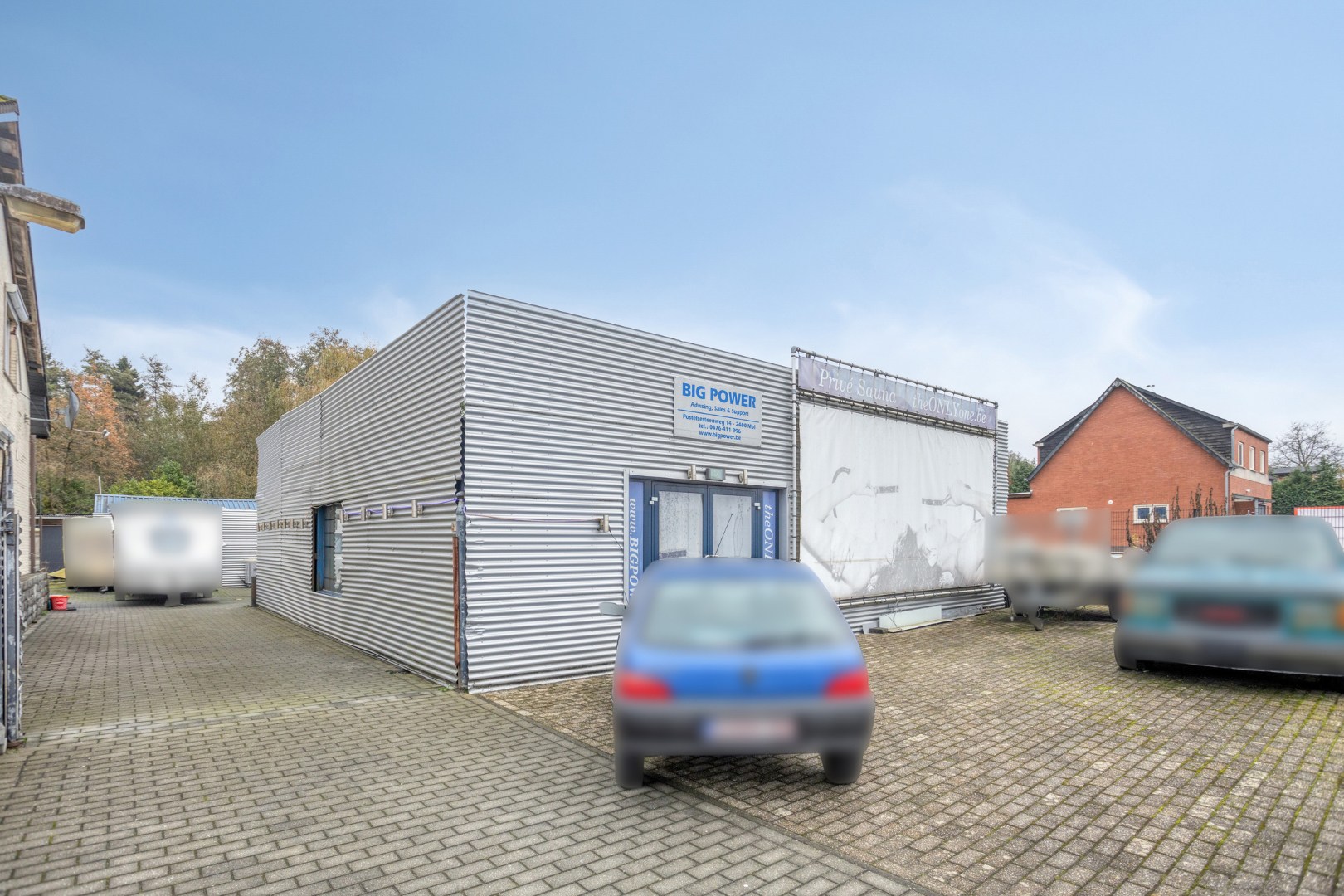 Te renoveren woning met 5 slpk. op ruim perceel van 18a 95ca in Mol 