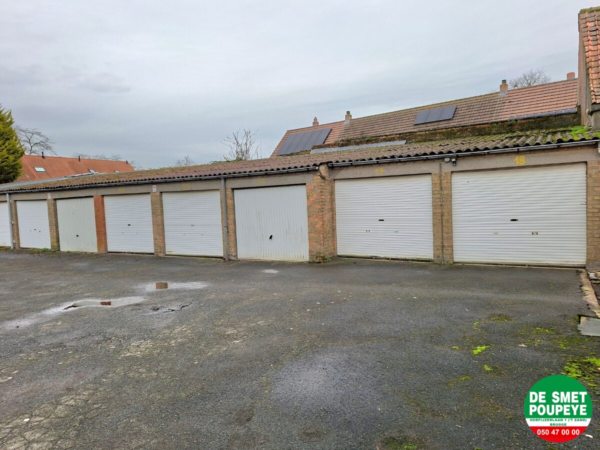 Centraal gelegen garage 