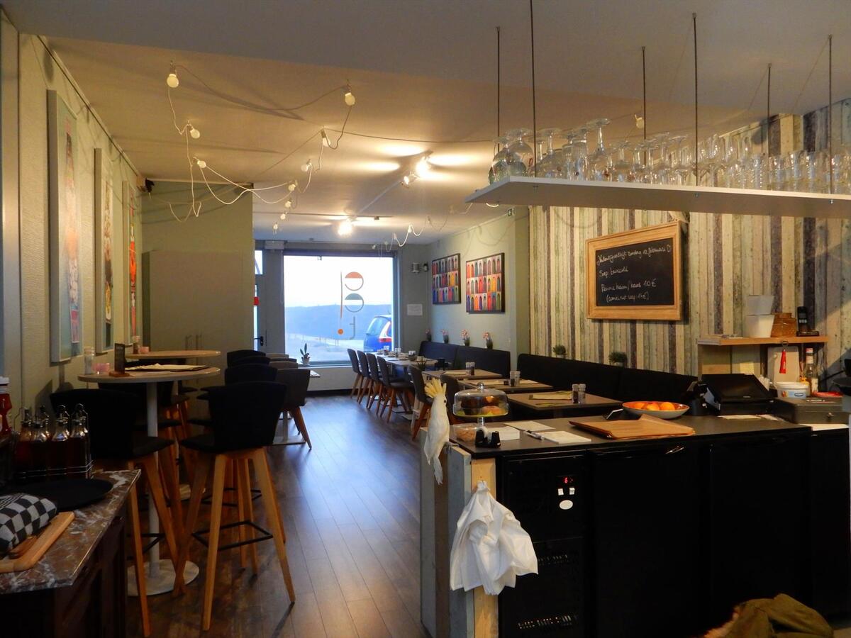 Over te nemen gezellig Eethuis in het hartje van jabbeke 