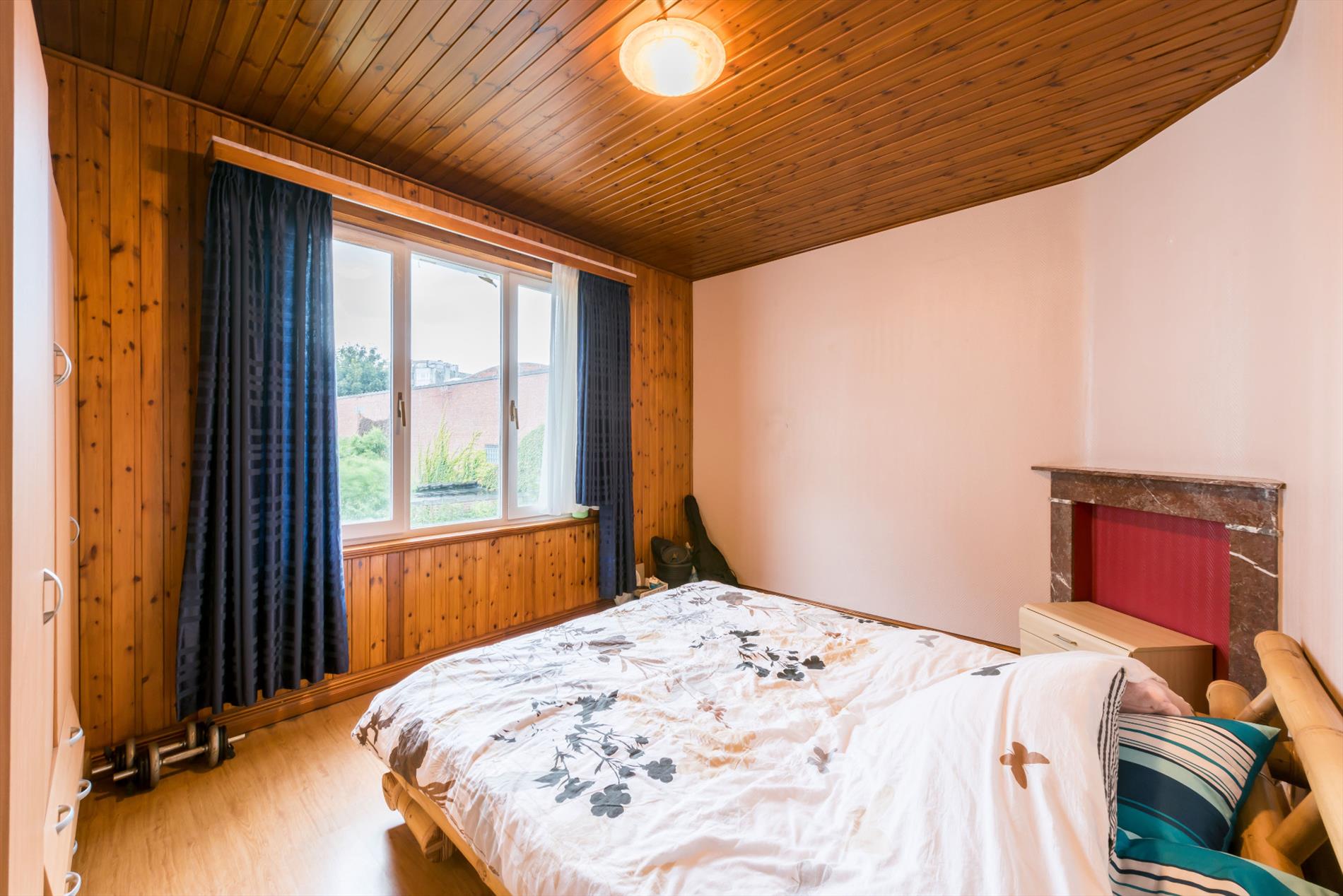 RUIM 2 SLP APP. GELEGEN PLANTENSTRAAT 