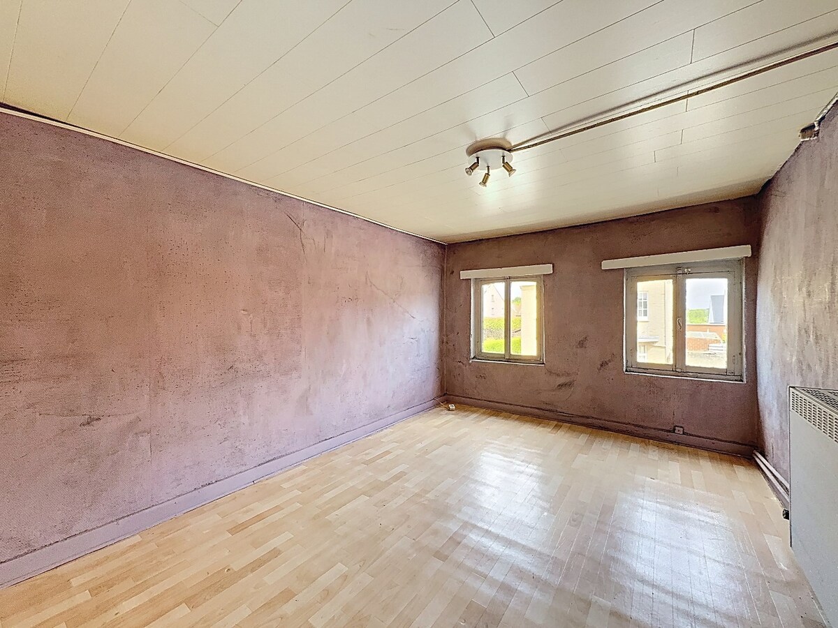 Te renoveren/te slopen handelshuis op 11 are te Sint-Antelinks 